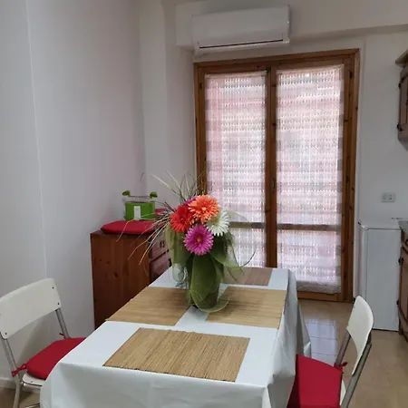 Appartamento Climatizzato Alechome Tagliacozzo Exterior photo